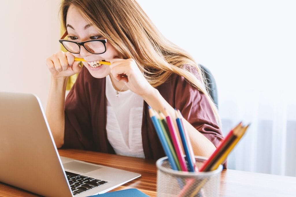 Top 5 Tips to Avoid Business Overwhelm - wedding professional business tips. Business tips for wedding creatives. Virtual assistant for wedding industry.